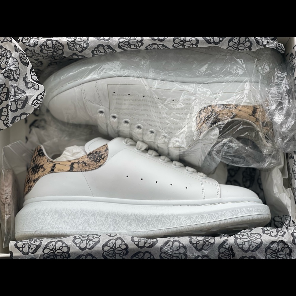 Alexander McQueen Size 42 only worn once to a weeding in perfect condition.